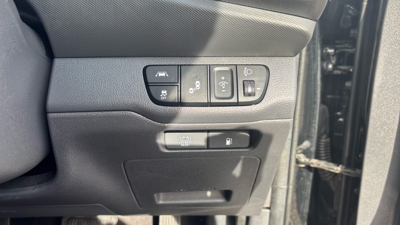 Hyundai IONIQ 1.6 GDi Hybrid Premium SE 5dr DCT Hybrid Hatchback